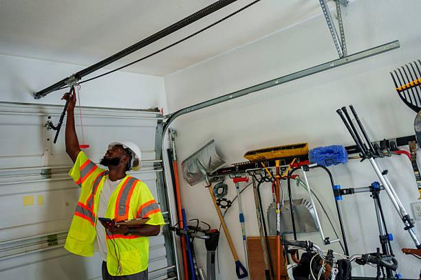 Professional Garage Door Installation technician working in Como, WI